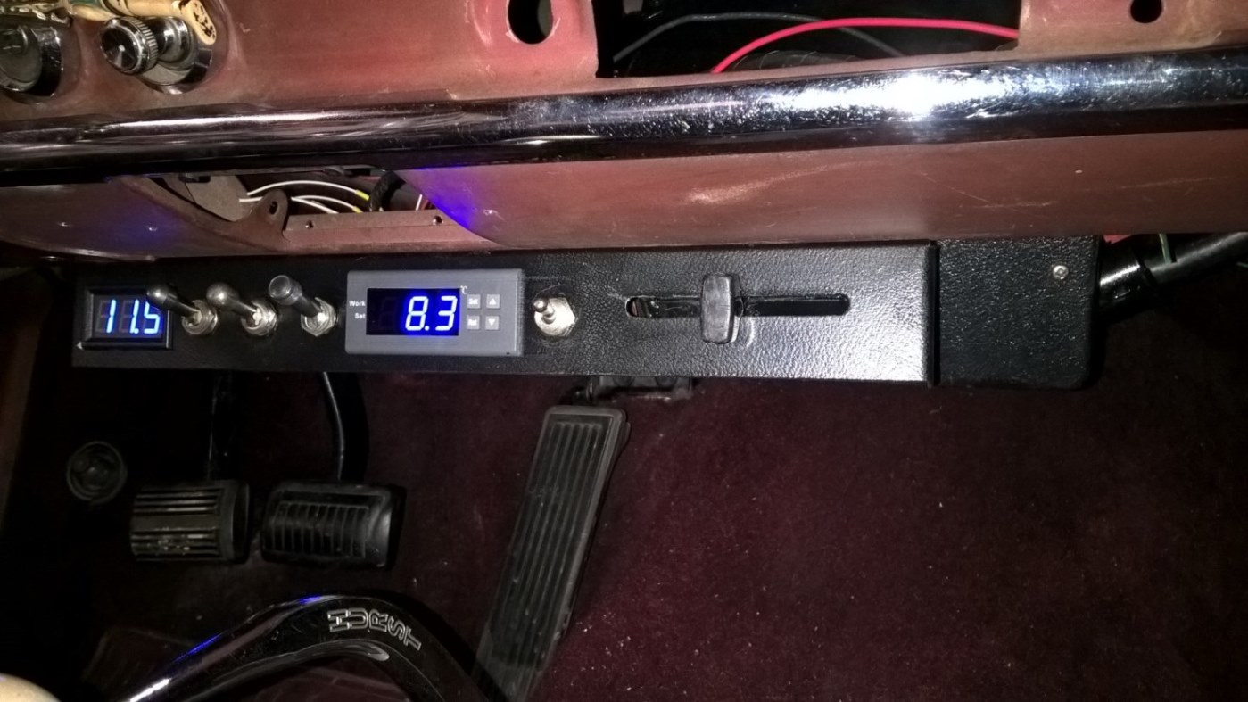 Gauge panels 03.jpg