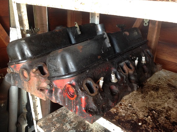 pair of aussie cylinder heads (318} Â£50