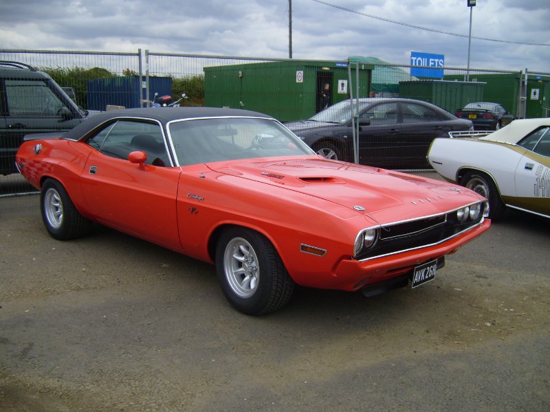 S7002111.JPG