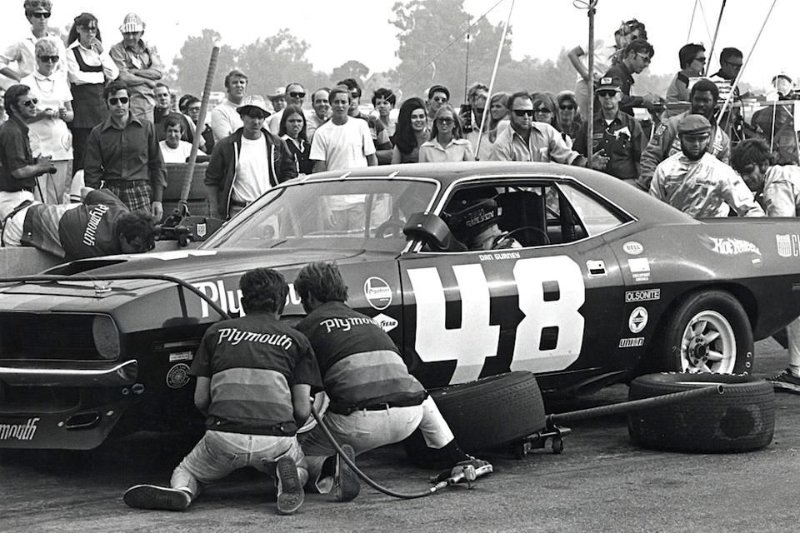 70 trans am gurney pit.jpg