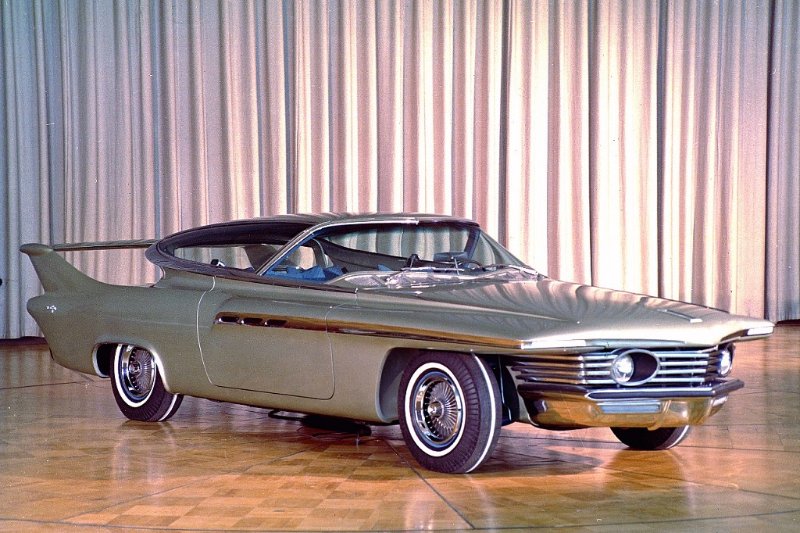 Chrysler Turbo Flite 1961.jpg