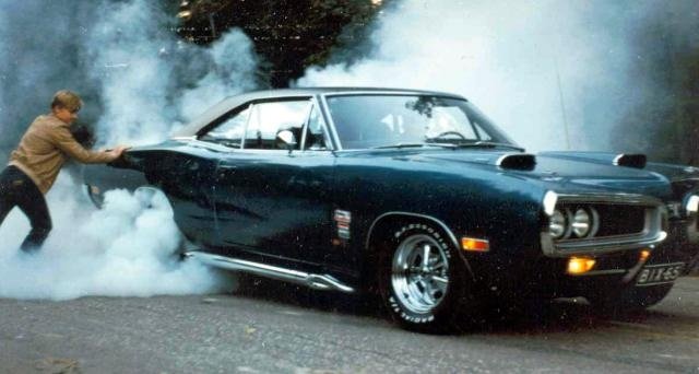 coronet70burnout.jpg