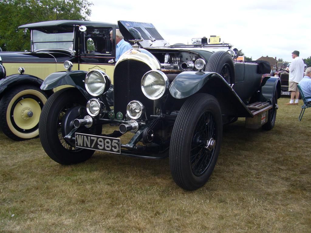 Bentley1.JPG