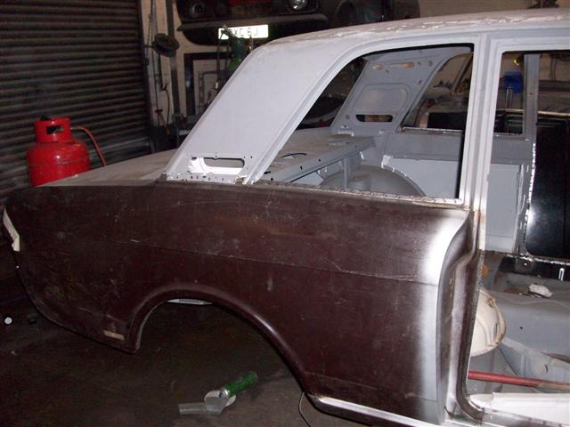 Vairious  Mk2s  in restoration 006.jpg