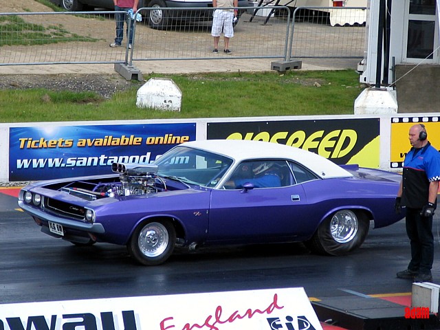 70_challenger_rt_plum_110.jpg