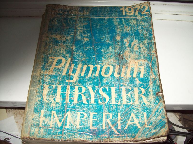 100_2267 [1972 Plymouth Chrysler Imperial manual! ].JPG