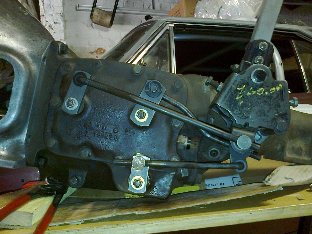 Shifter rods and levers 00.jpg