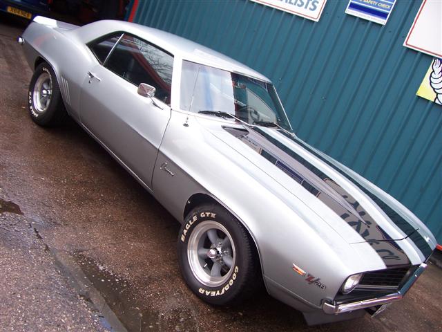 69 Camaro Z28 4 Speed 009 (Small).jpg