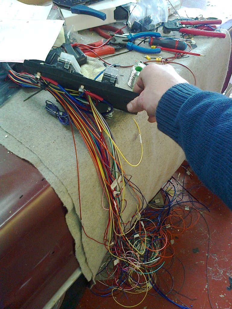 Fuseboard wiring 01.jpg