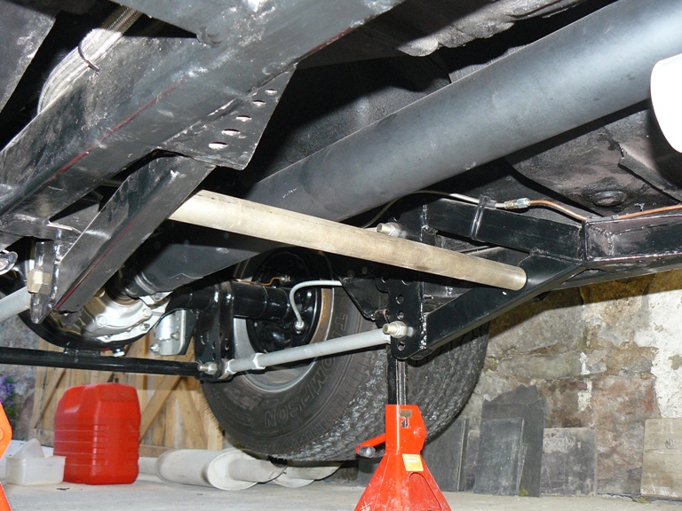 4-link front brace 04.JPG