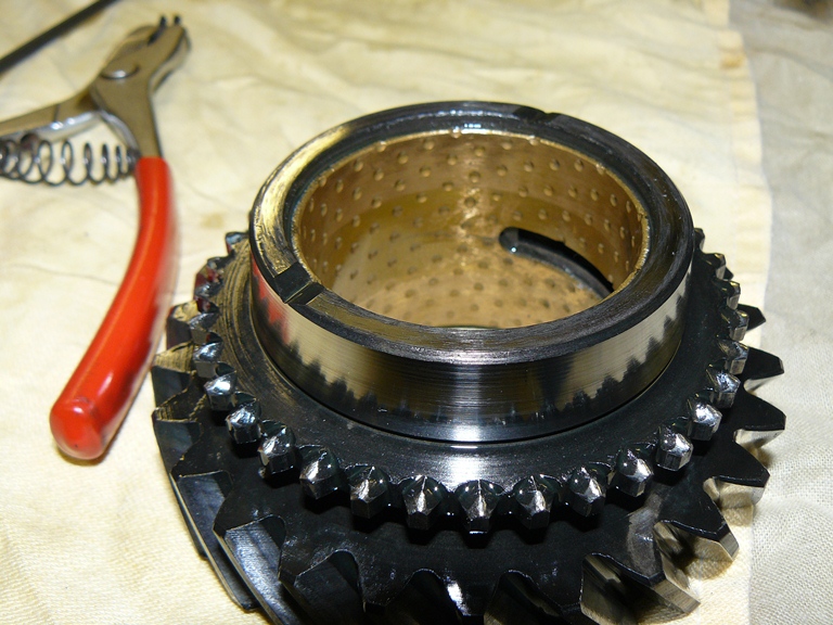 Wear on 2nd synchro teeth