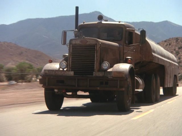 1956-Peterbilt-281.jpg