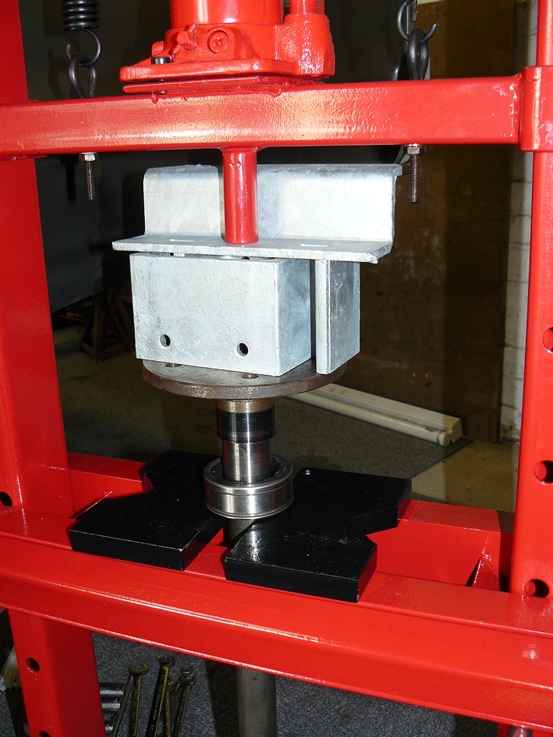 New bearing goes on.jpg