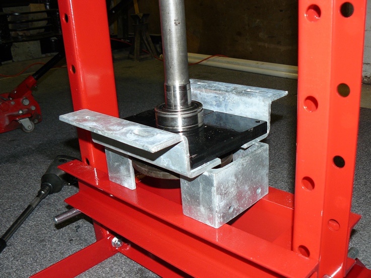 Bearing coming off.jpg