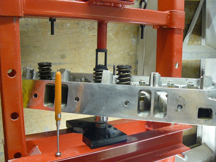 Valve removal the easy way.jpg