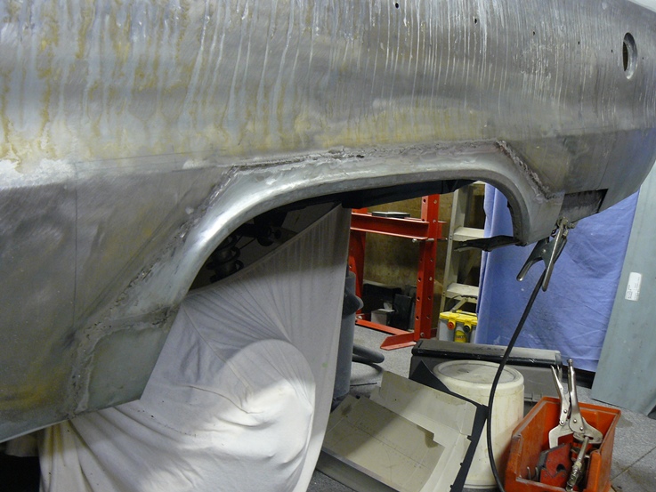 04 Wheel arch fitted.jpg