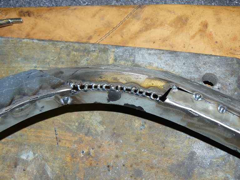 2 Wheel arch inner. Welding.jpg