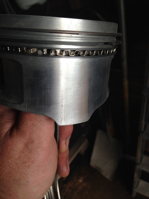 piston cleaned.jpg